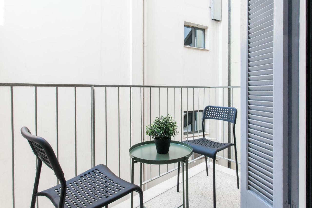 Modern Antique Private Rooms Near To Acropolis Museum And Metro Station เอเธนส์ ภายนอก รูปภาพ
