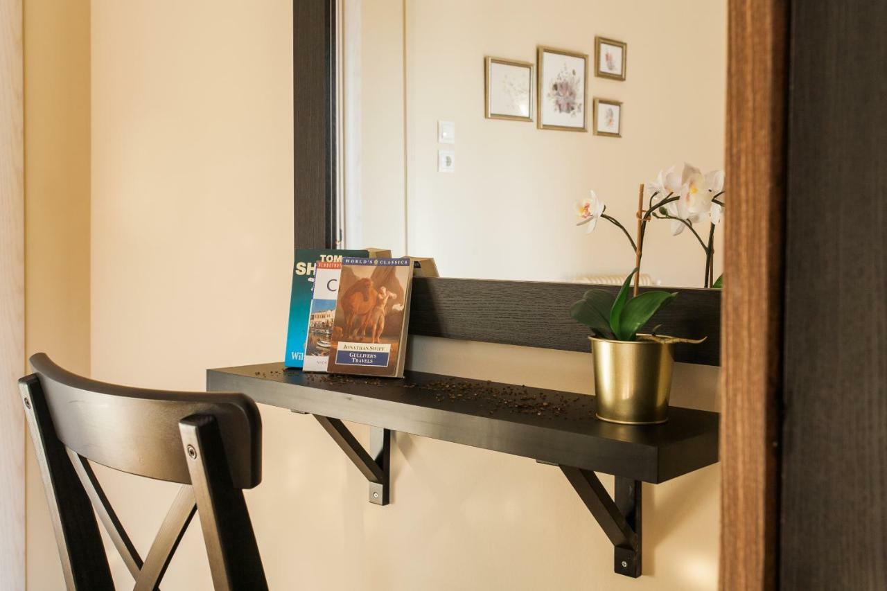 Modern Antique Private Rooms Near To Acropolis Museum And Metro Station เอเธนส์ ภายนอก รูปภาพ